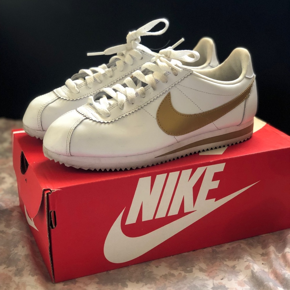 WMNS CLASSIC CORTEZ